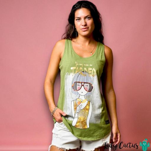Camiseta de Tirantes "Yo soy más de tardeo" Verde Oliva de Anabel Lee [1]