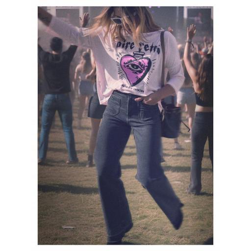 Camiseta " Salvaje de corazón" rosa de Aire Retro [2]