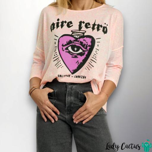 Camiseta Salvaje de Corazón Rosa Aire Retro [2]