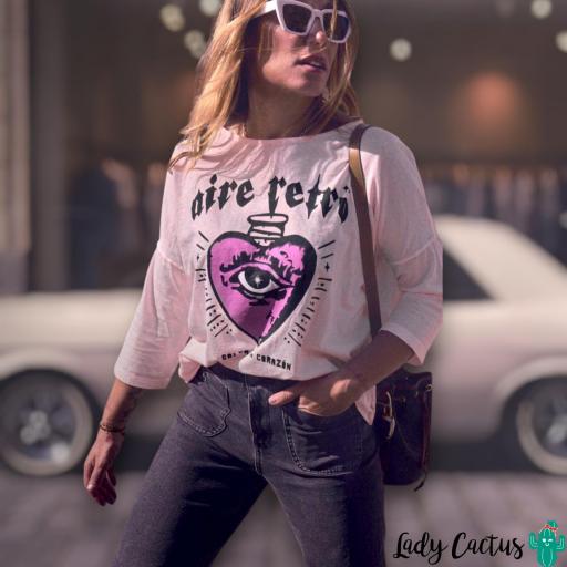 Camiseta Salvaje de Corazón Rosa Aire Retro