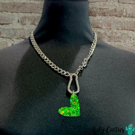 collar-corazón-brillo-verde-lady-cactus [1]