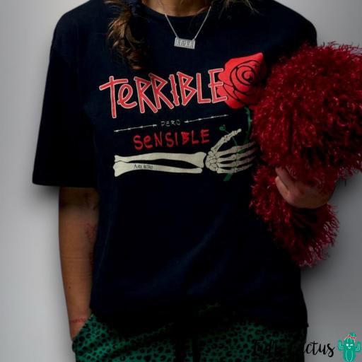 Camiseta Unisex "Terrible" Negra de Aire Retro [4]