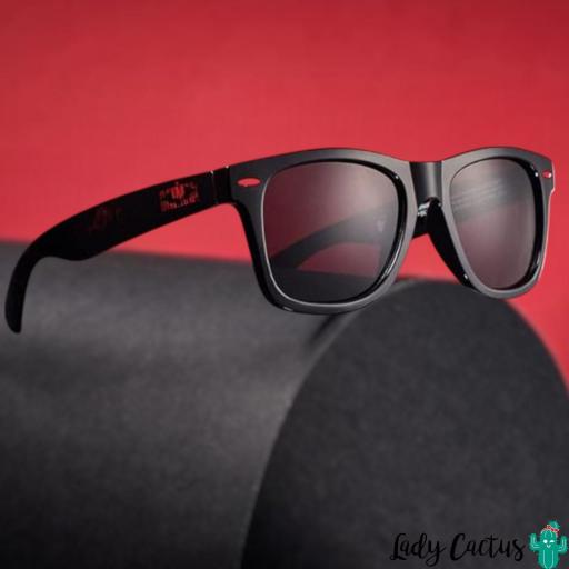 Gafas Negras Retro de la marca Numskull (Licencia Oficial DC)