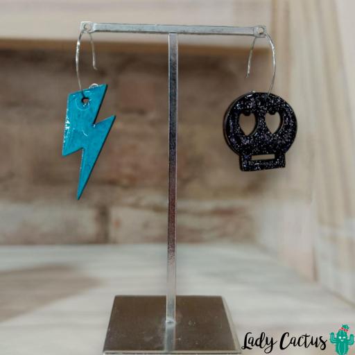 pendientes-rayo azul-calavera-negra [0]