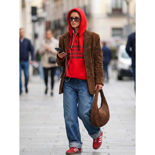 Sudadera Hoddie "Tranquila" Roja [4]