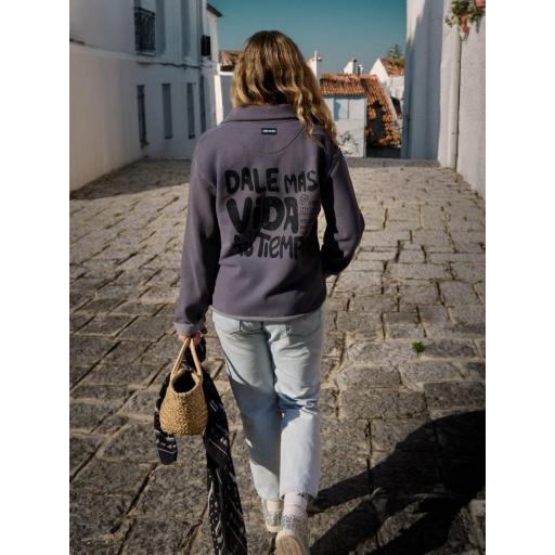 Sudadera "Mas vida" gris de Aire Retro [2]