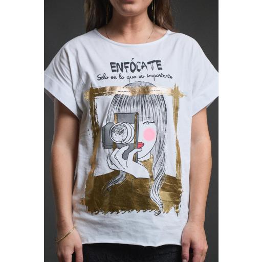 Camiseta Focus de Anabel Lee