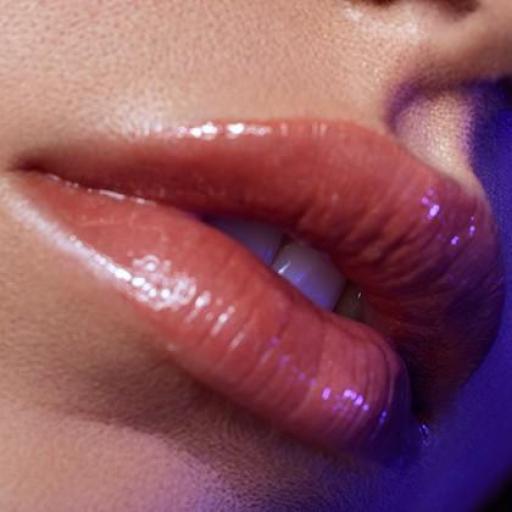 Supreme Lipstick [2]