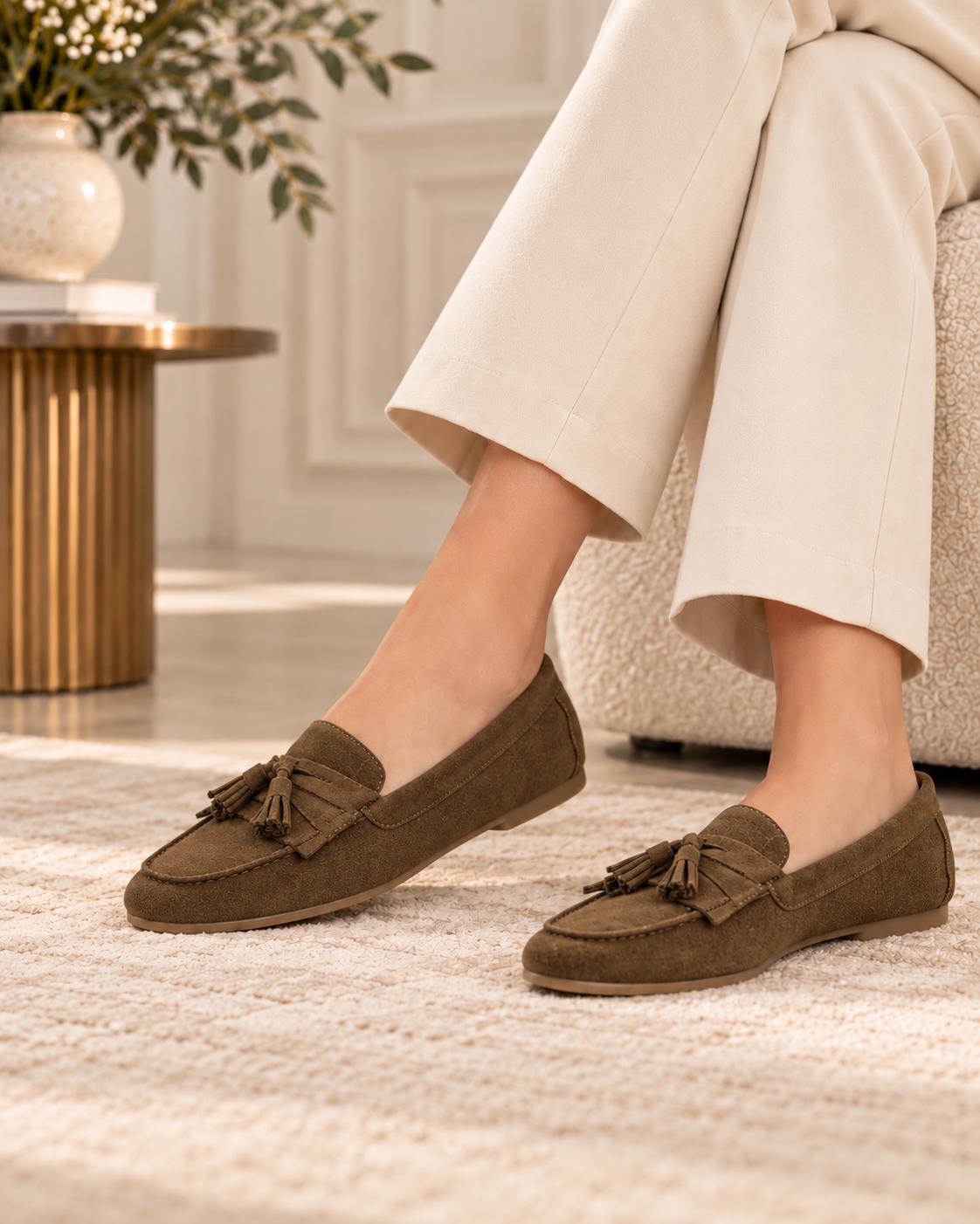 Mocasines de Mujer Efecto Ante con Borlas Verde