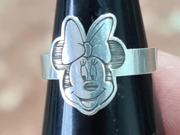 Anillo Minnie