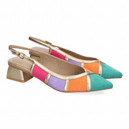 Zapato Plano de Mujer, de Punta Fina. FARET Oro