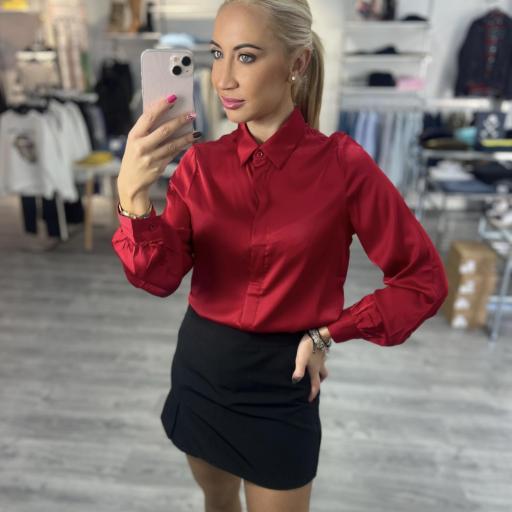 Blusa Satén Rojo