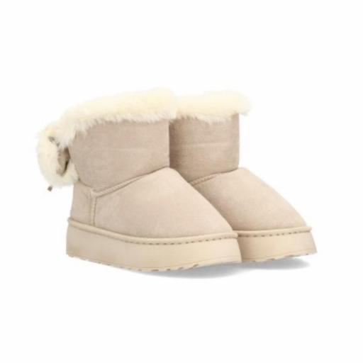 Bota invernal forrada con borreguito y plataforma Beige