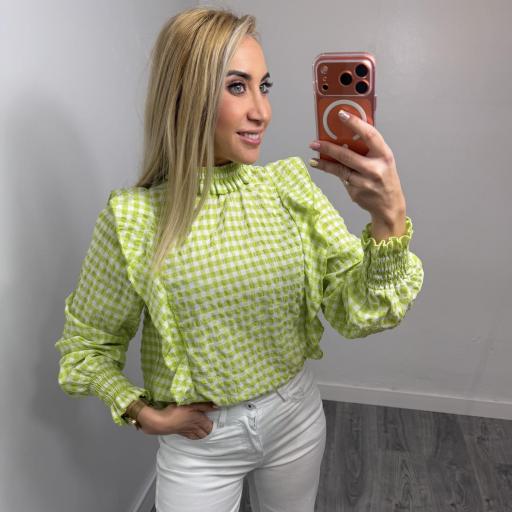 Blusa verde vichy con volantes mujer – manga larga