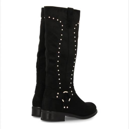 Botas Camperas Mujer Negro con Tachuelas [1]