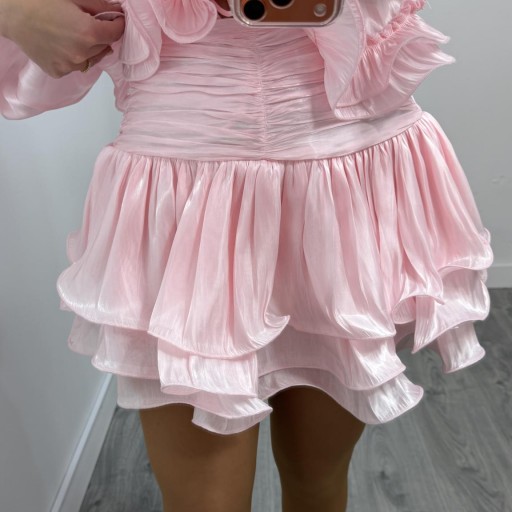 Conjunto Rosa Satinado con Volantes Mujer | Amore [2]