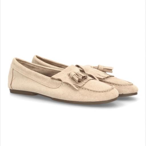 Mocasines de Mujer Efecto Ante con Borlas Beige [1]