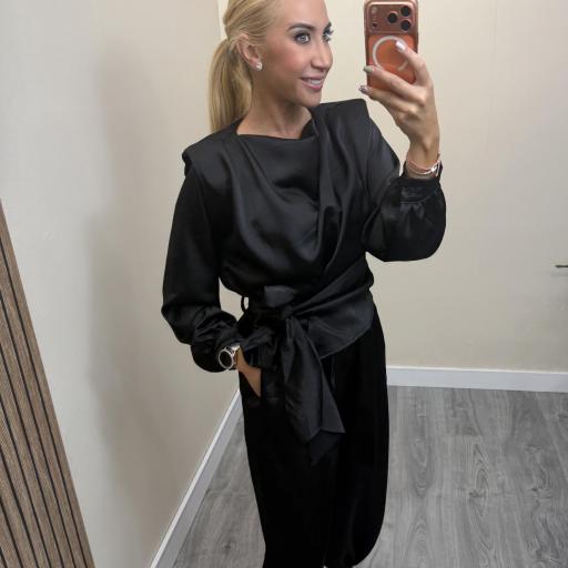 Pantalón Bombacho Satinado Negro Mujer | Mälika