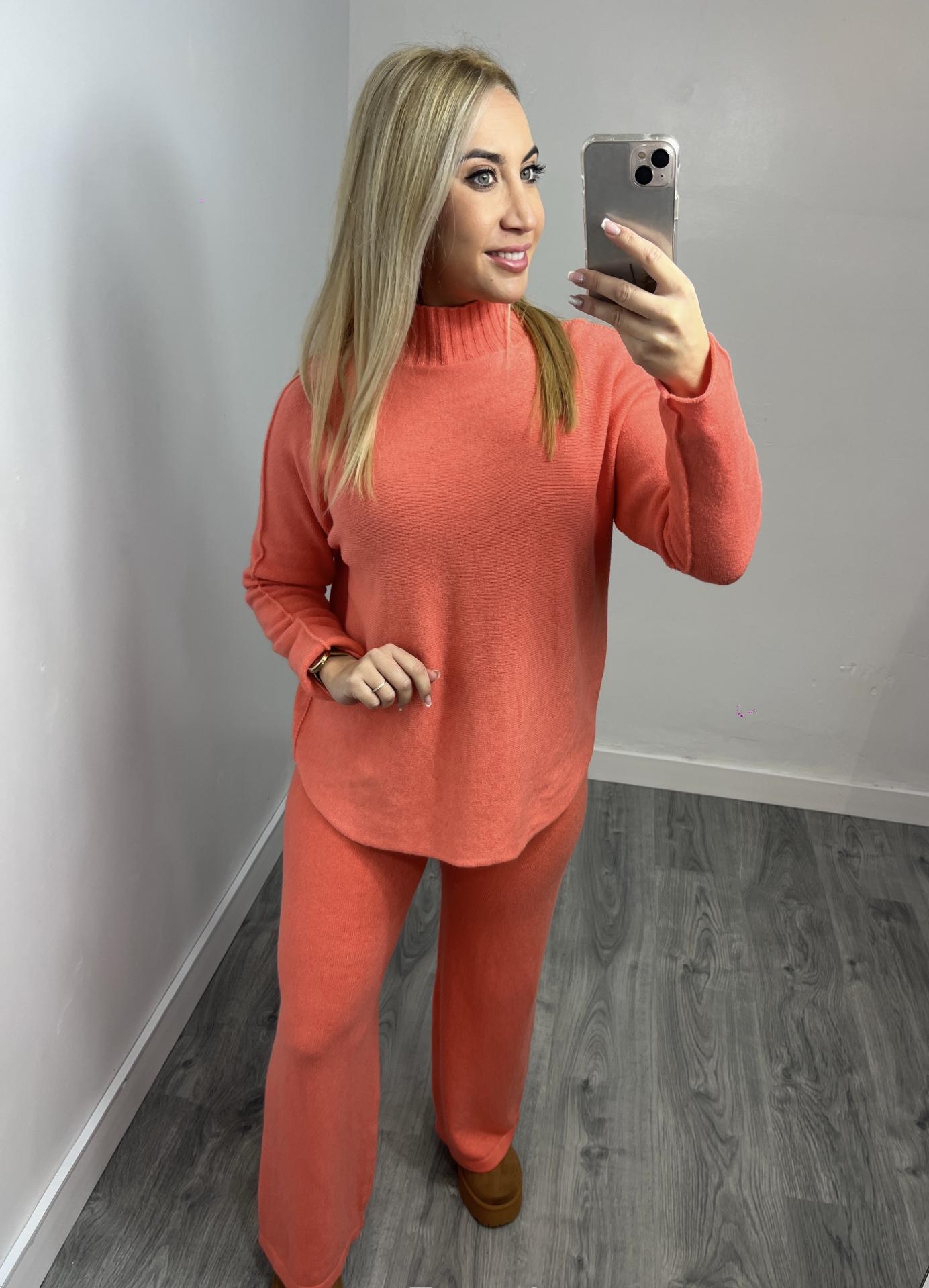 Conjunto oversize de punto suave Amberes Coral