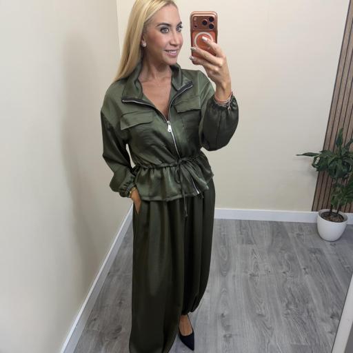 Conjunto Satinado Mujer con Pantalón Bombacho Valentina Verde