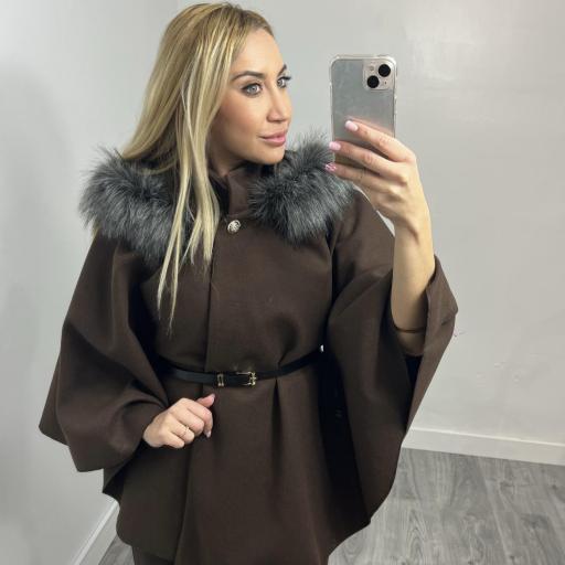 Capa  Mujer con cinturón y Capucha Desmontable Marrón 