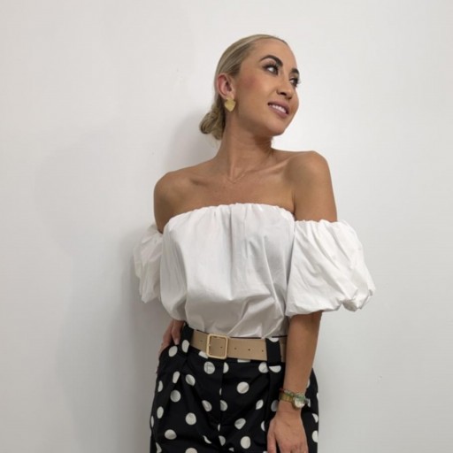 Blusa Blanca Off Shoulder con Manga Abullonada [0]