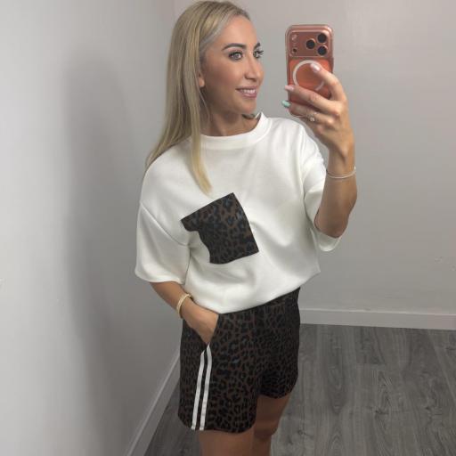 Conjunto Animal Print Mujer Blanco y Leopardo | Camiseta + Short [0]