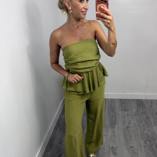 Conjunto Palabra de Honor con Pantalón Fluido Camile Verde 