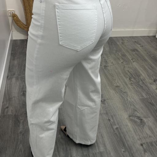 Pantalón Wide Leg Blanco de Tiro Alto Súper Elástico [1]