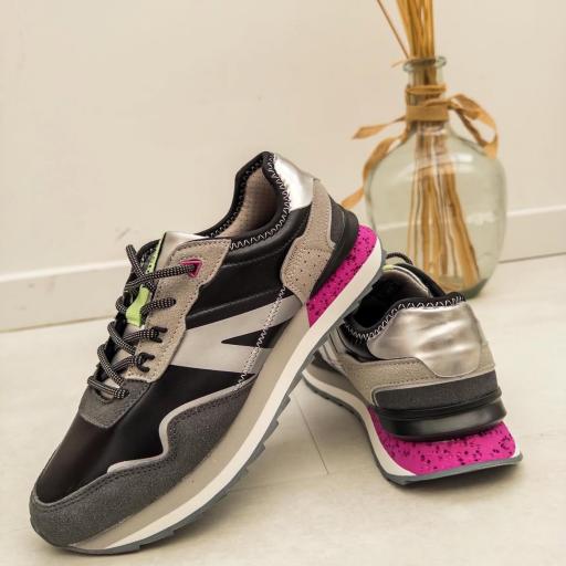 Zapatillas Mujer Urbana Beestrid negro [0]