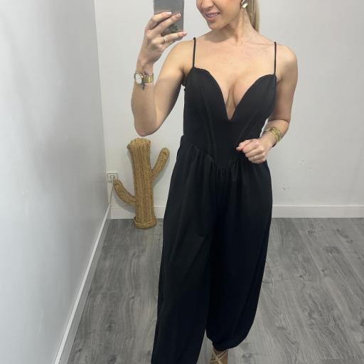 Mono ÉLITE Negro – Elegancia y Estilazo