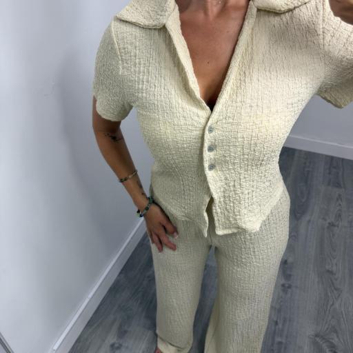 Conjunto Maldiva Mujer Camisa y Pantalón Texturizado Beige [1]