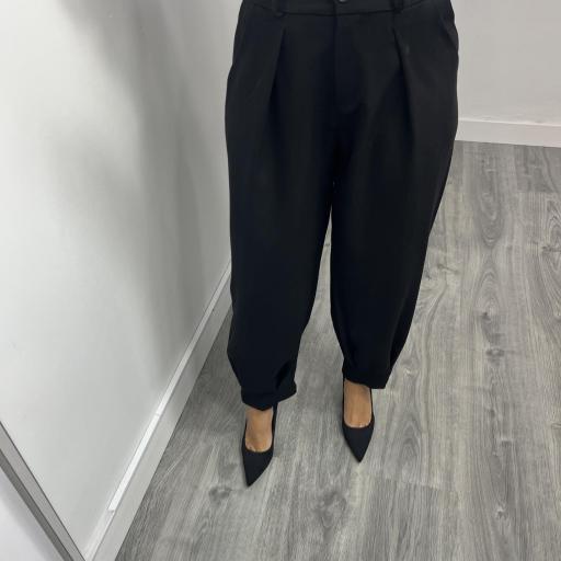 Pantalones Balloon Mujer negro | Moda 2025 en Malika [2]