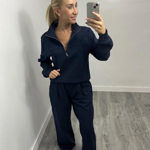 Conjunto mujer estilo casual elegante  Amara Azul Marino