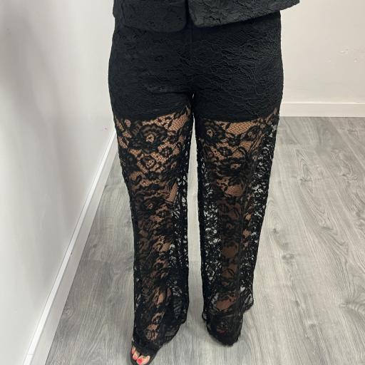 Conjunto de Encaje Negro Elegante para Mujer – Blusa y Pantalón Transparente con Forro [2]