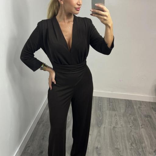 Mono elegante mujer negro con escote cruzado y pierna ancha Alison Marrón 