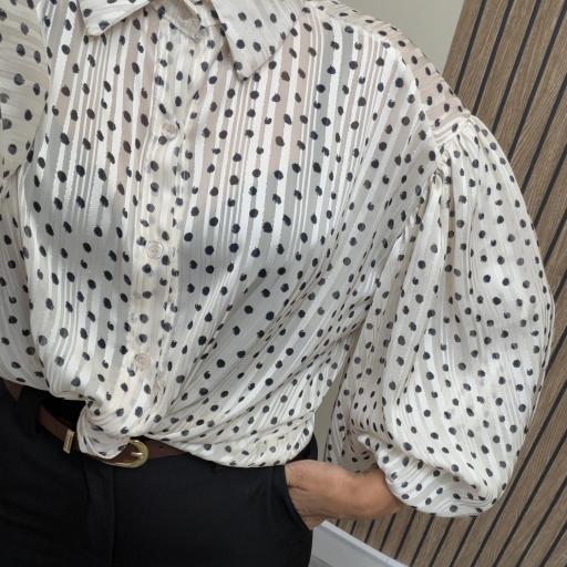 Blusa Amore de Lunares con Manga Francesa | Beige [2]