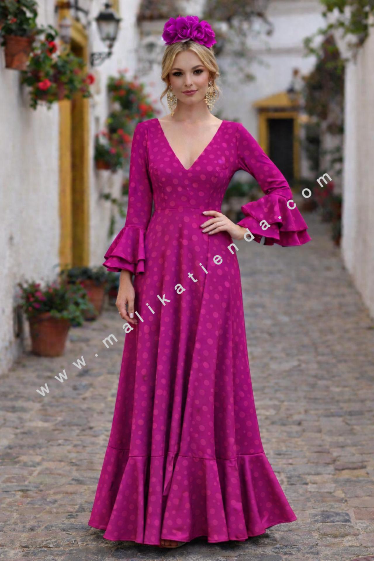 Bata Rociera de Lunares con Escote en V y Tejido ElásticO Buganvilla