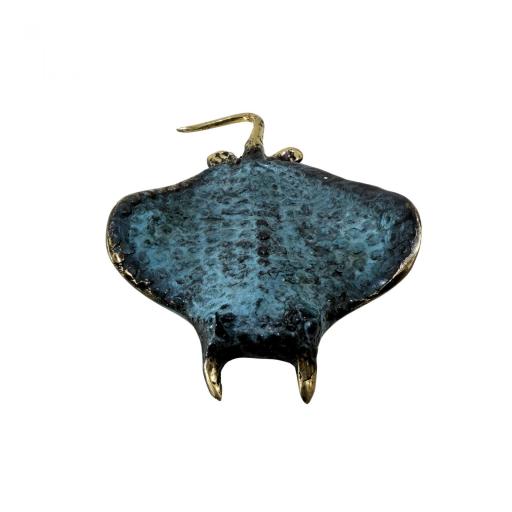Manta rayas de bronce