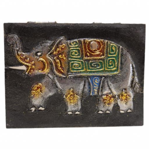 Caja pintada con Elefante [5]