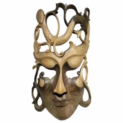 Máscara abstracta de madera