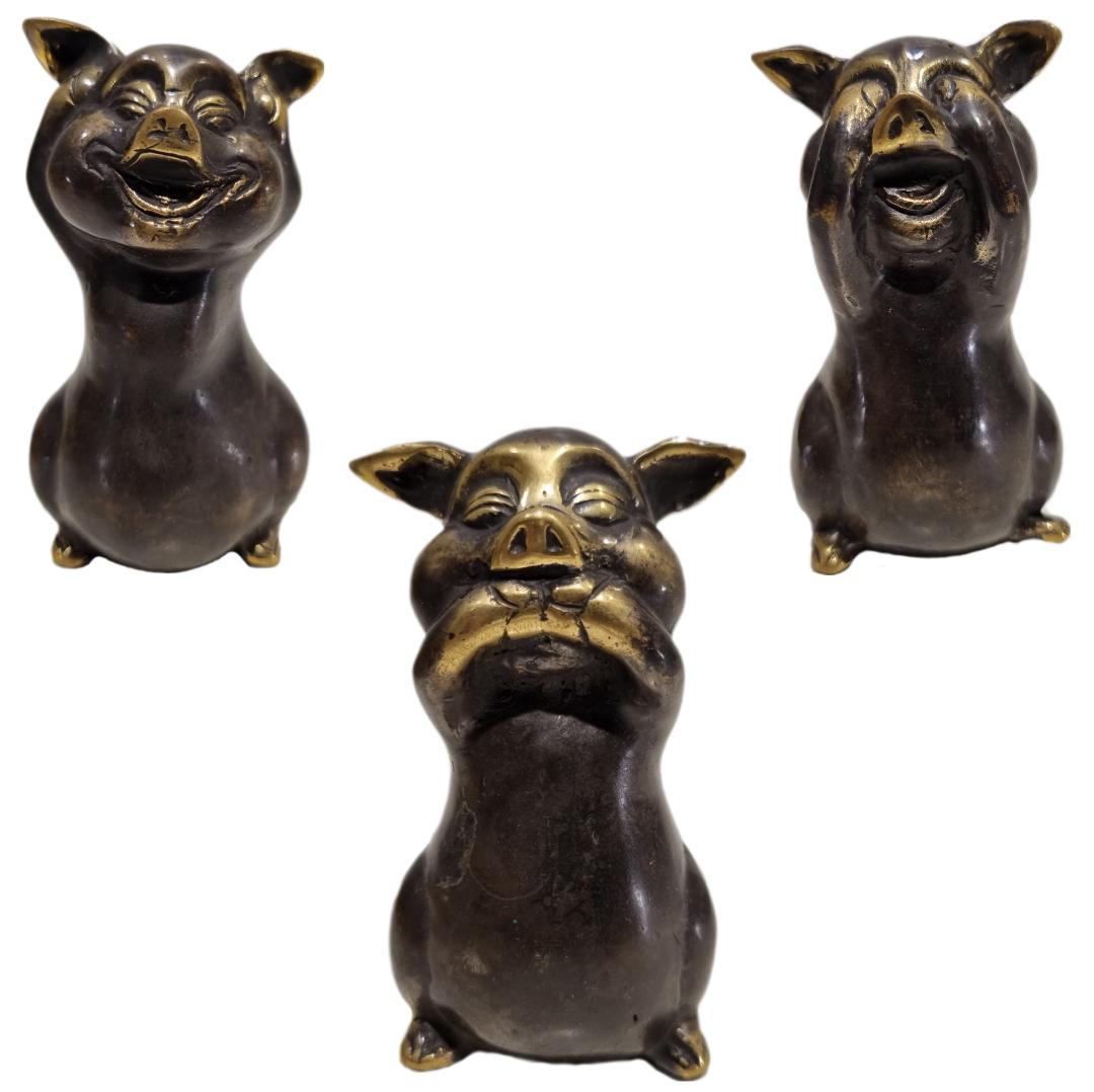 Cerdos de bronce | Ver, Oír y Callar | Three Wise 