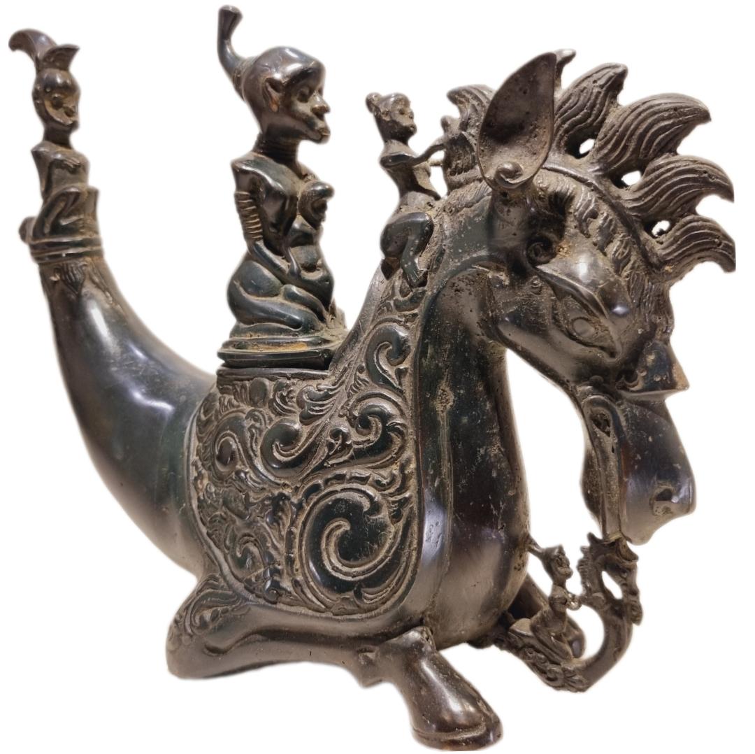 Naga Morsarang de bronce