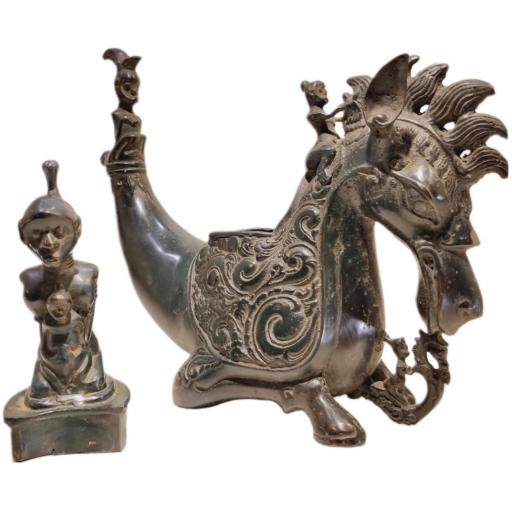 Naga Morsarang de bronce [2]