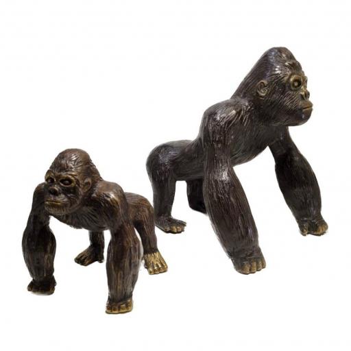 Gorila de bronce [2]