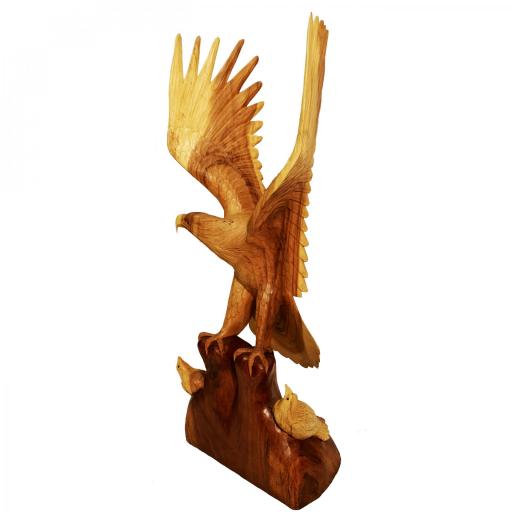 Águila de madera [2]