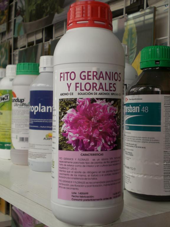 Abono líquido para geranios y plantas de flor
