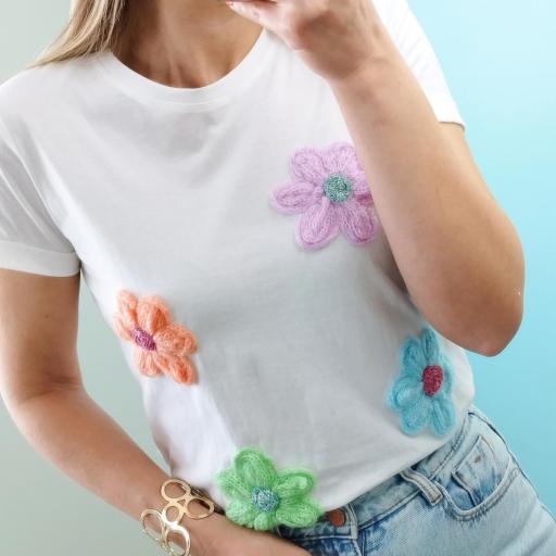 T-shirt Flores bordadas malha [2]