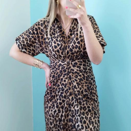 Vestido franzido animal print