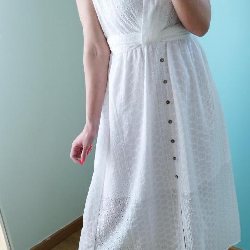 Vestido branco bordado [2]